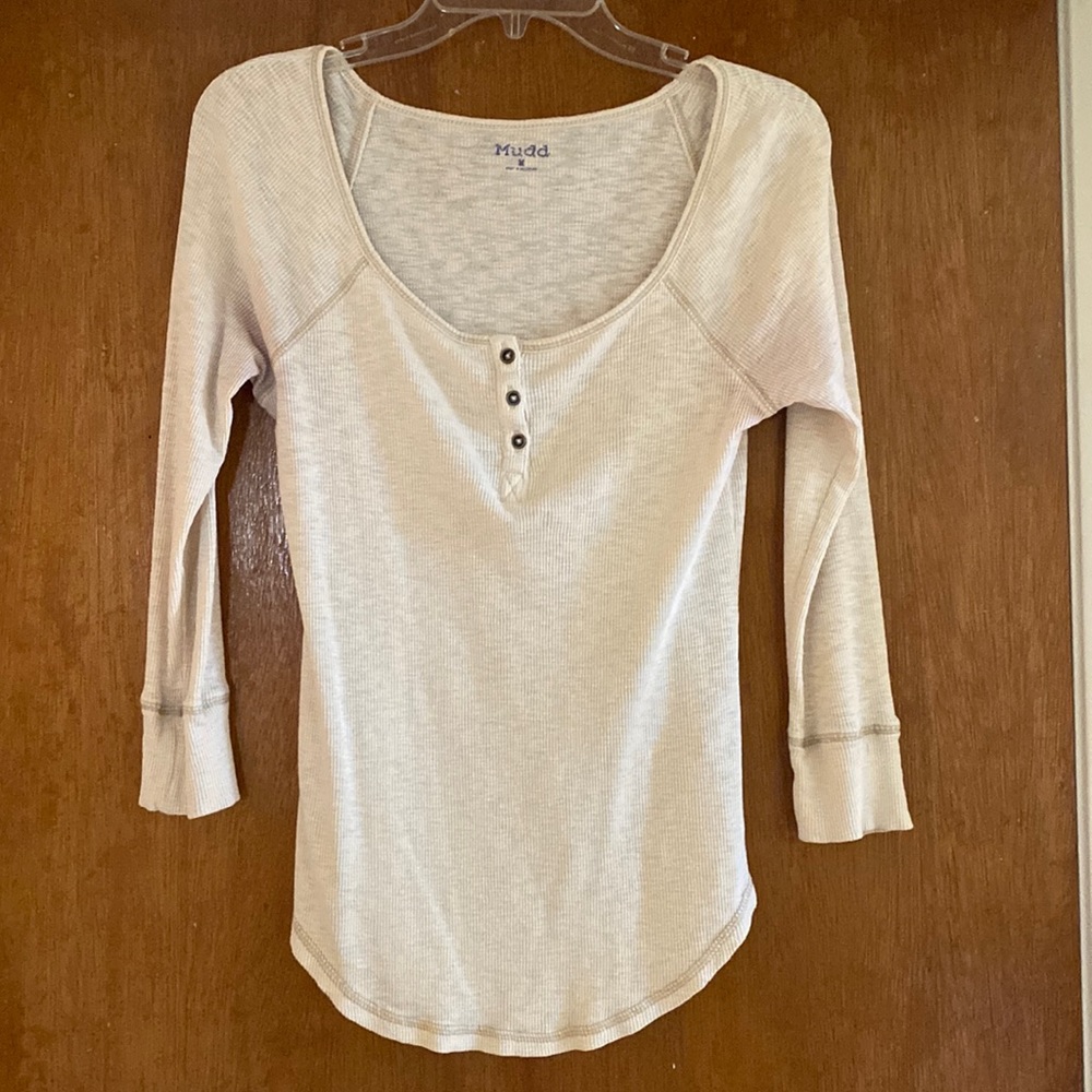 Womens shirt.  Mudd brand size M